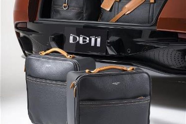 DB11 4 Piece Luggage Set