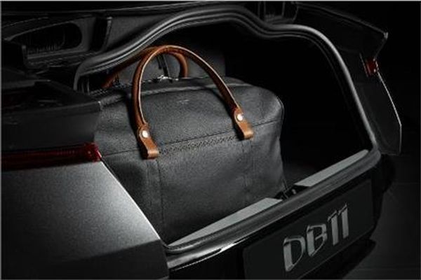 DB11 Q Ensemble de 4 bagages de couleur assortie