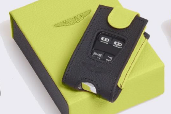 AMR Rapide Key Pouch & Presentation Case