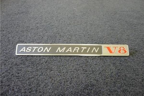 Side Vent Badge